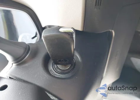 2020 Toyota Corolla Le z USA, uszkodzony, nr VIN JTDEPRAE8LJ016624